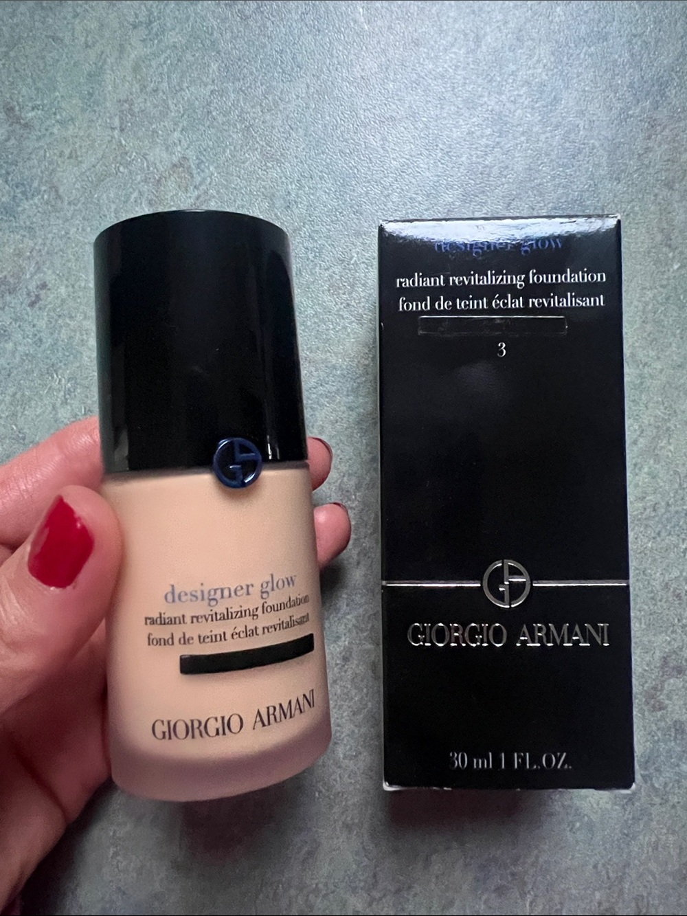 Giorgio Armani Designer Glow Radiant Revitalizing foundation in shade 3